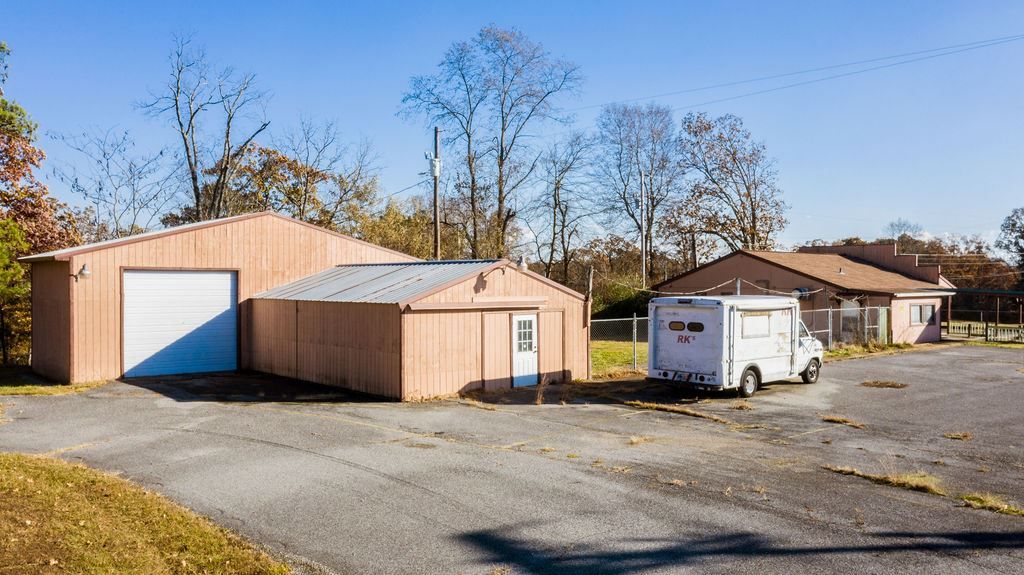 16671 US Highway 68 E, Hardin, KY 42048